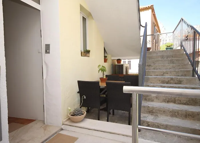 Apartment With Wifi - 6772 *